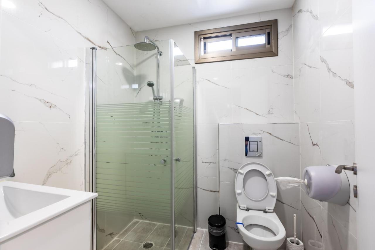 Prime Location - Ocean Apartments - 1 Min From The Beach Tel-Aviv Extérieur photo