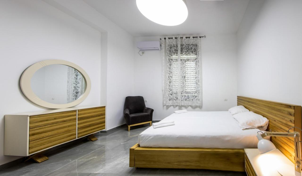 Prime Location - Ocean Apartments - 1 Min From The Beach Tel-Aviv Extérieur photo