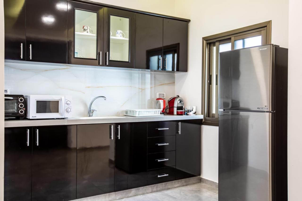 Prime Location - Ocean Apartments - 1 Min From The Beach Tel-Aviv Extérieur photo